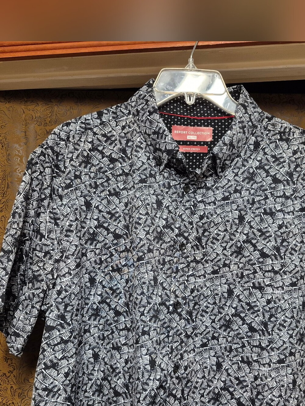 Report Collection Black and White Leaf-Print Short Sleeve Shirt